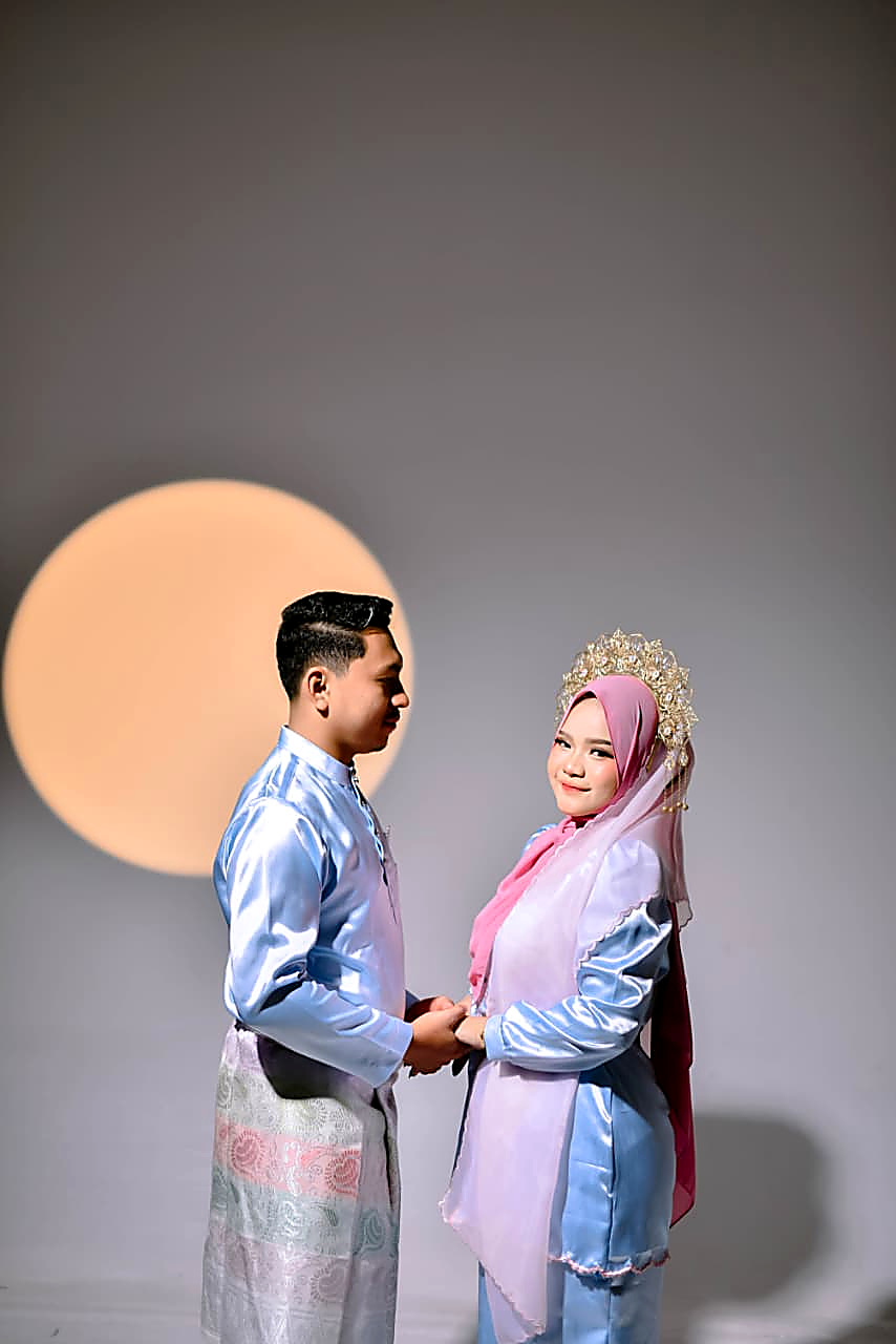Nurdiana & M. Arif